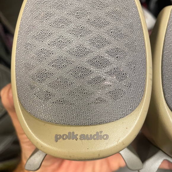 Small size computer speakers 
By Polk audio - Picture 6 of 7